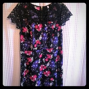 Kensie floral dress with lace